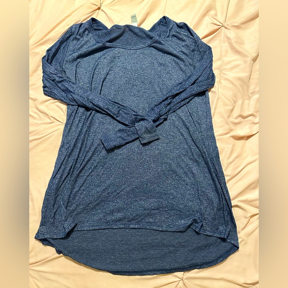 Lila row blue long sleeve shirt
